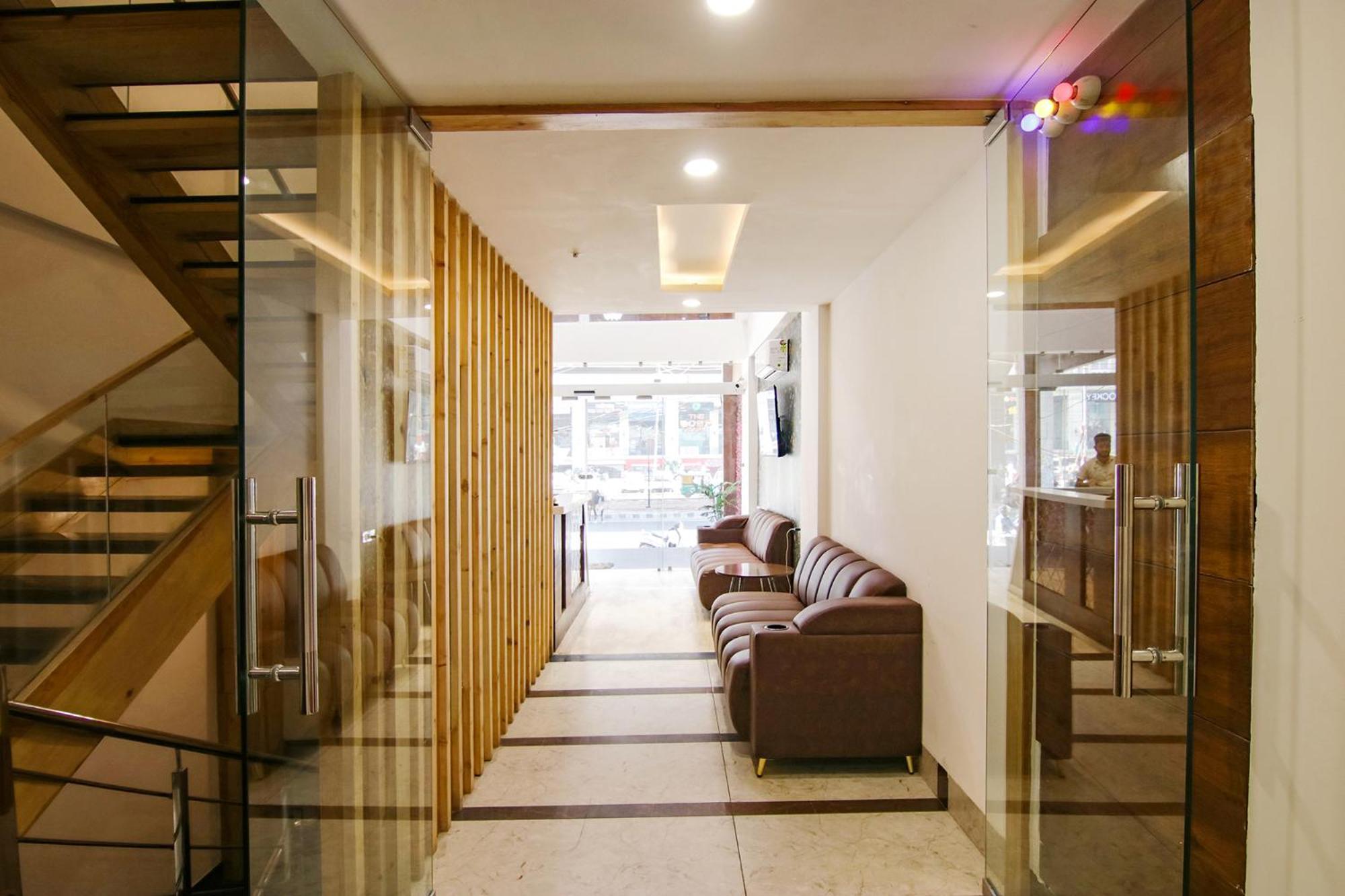 Fabhotel Prism Grand Zirakpur Extérieur photo