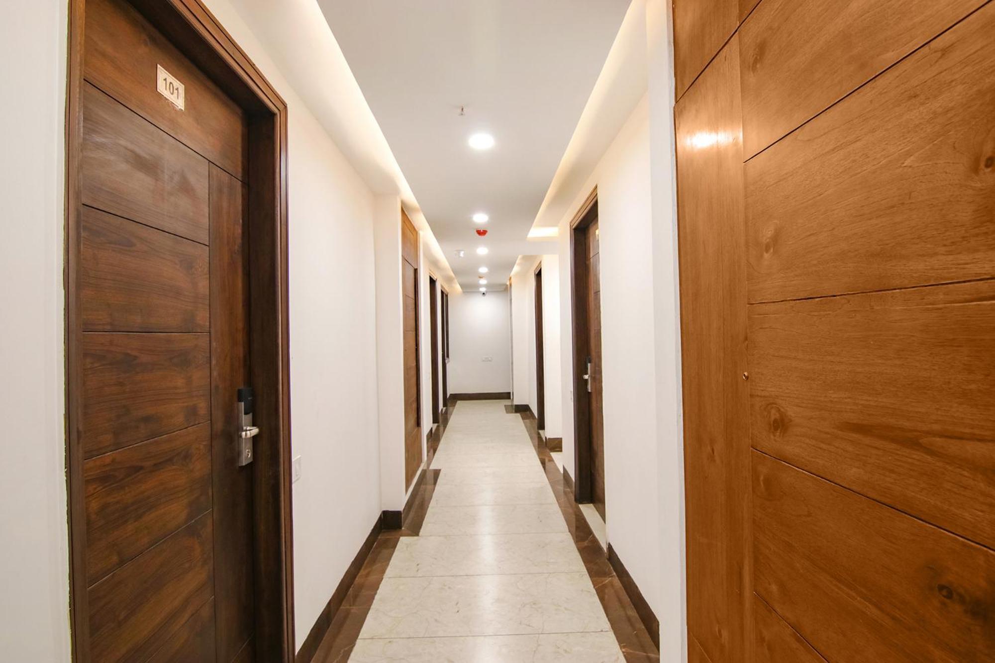 Fabhotel Prism Grand Zirakpur Extérieur photo