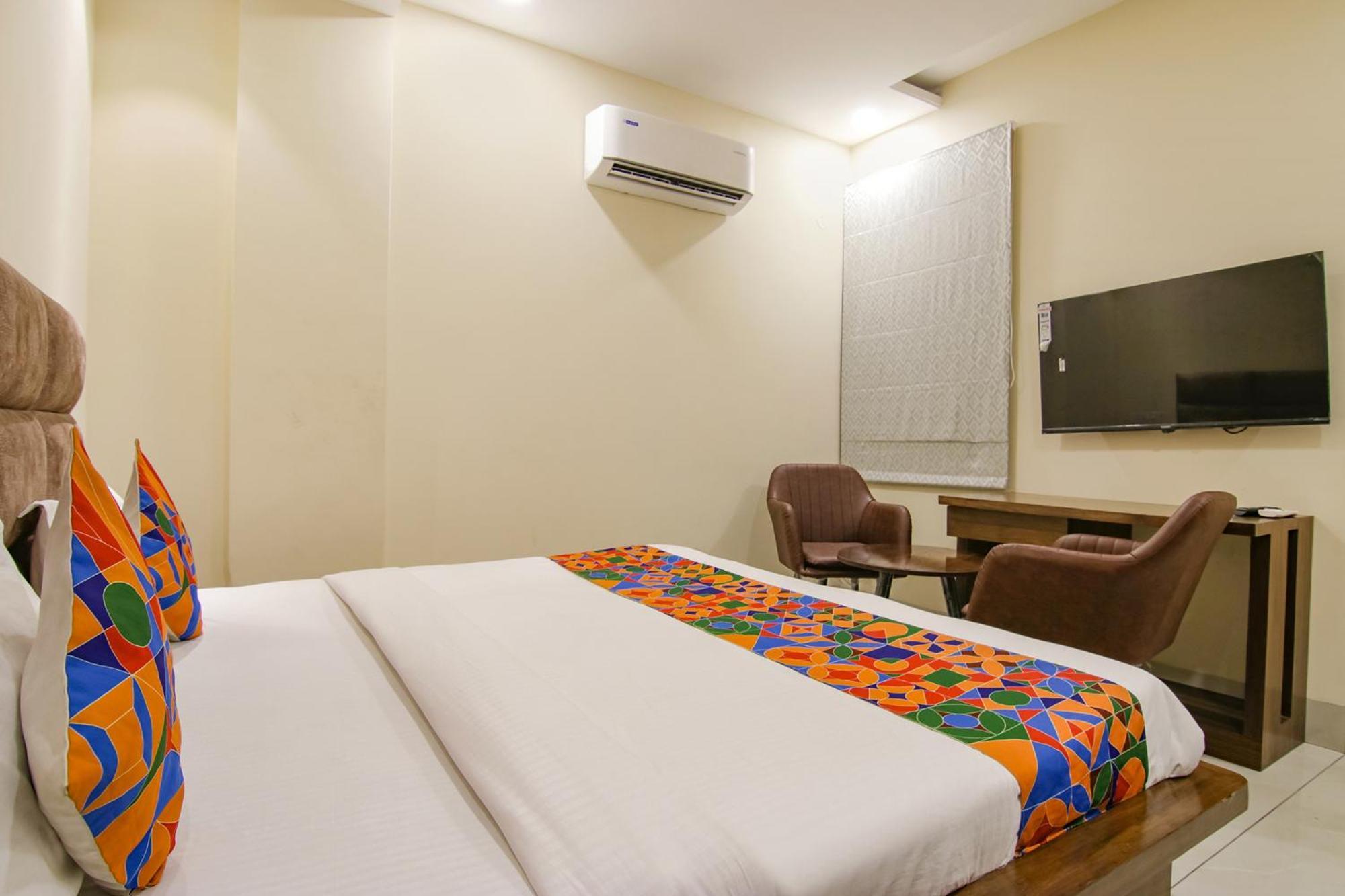 Fabhotel Prism Grand Zirakpur Extérieur photo