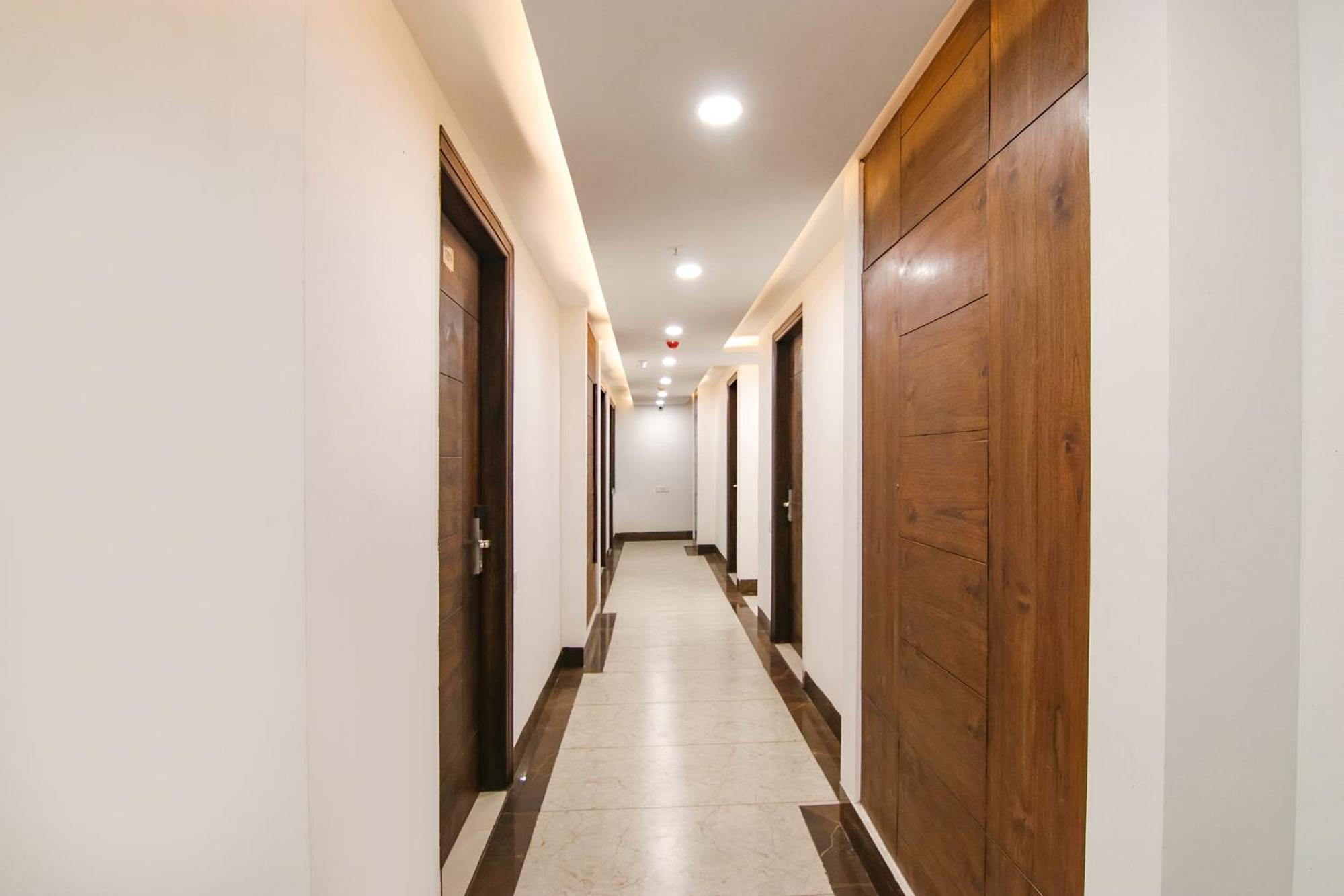 Fabhotel Prism Grand Zirakpur Extérieur photo