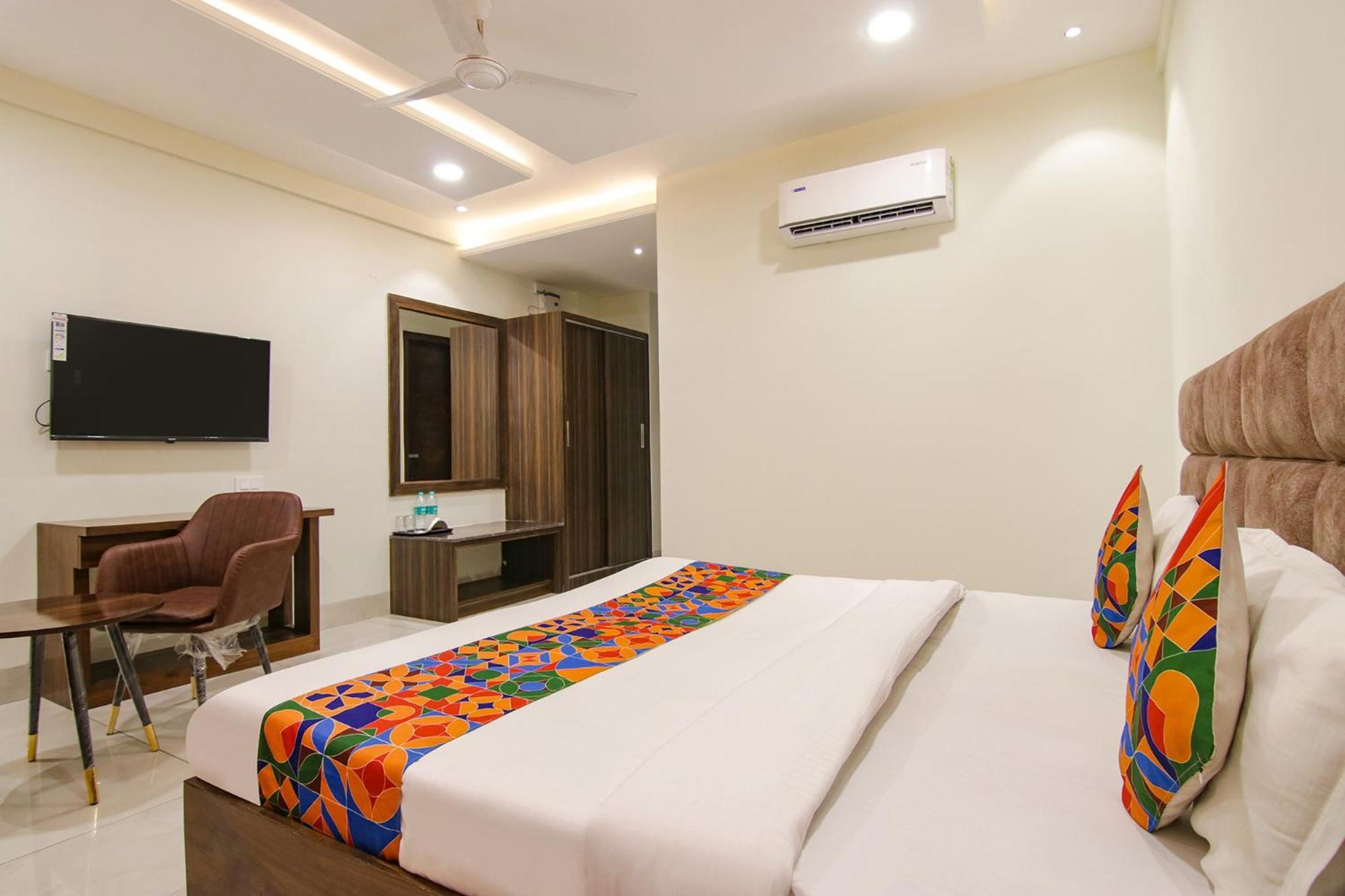 Fabhotel Prism Grand Zirakpur Extérieur photo